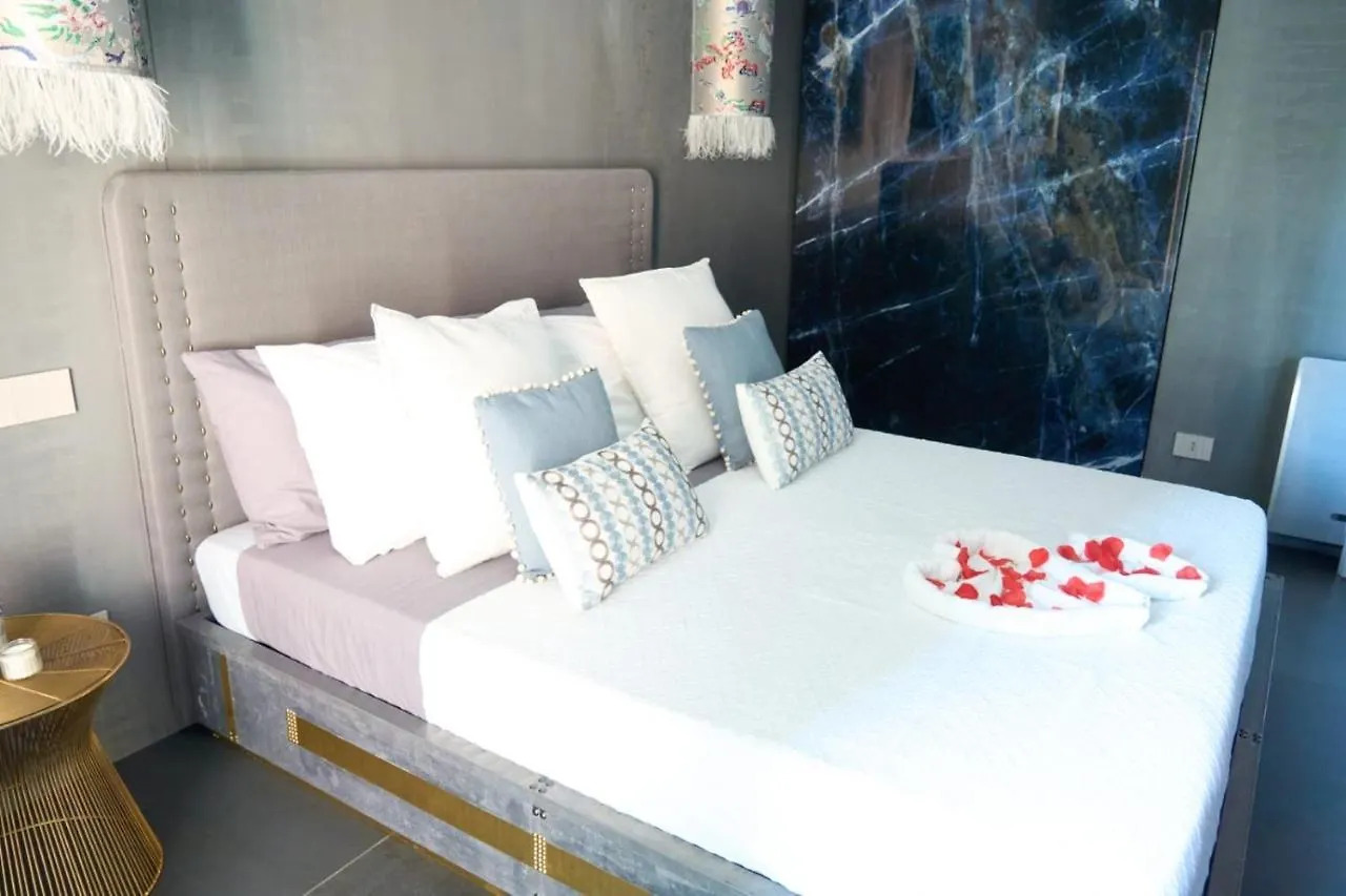 Apartment Trastevere Boutique Suite Rome With Gym And Steam Shower