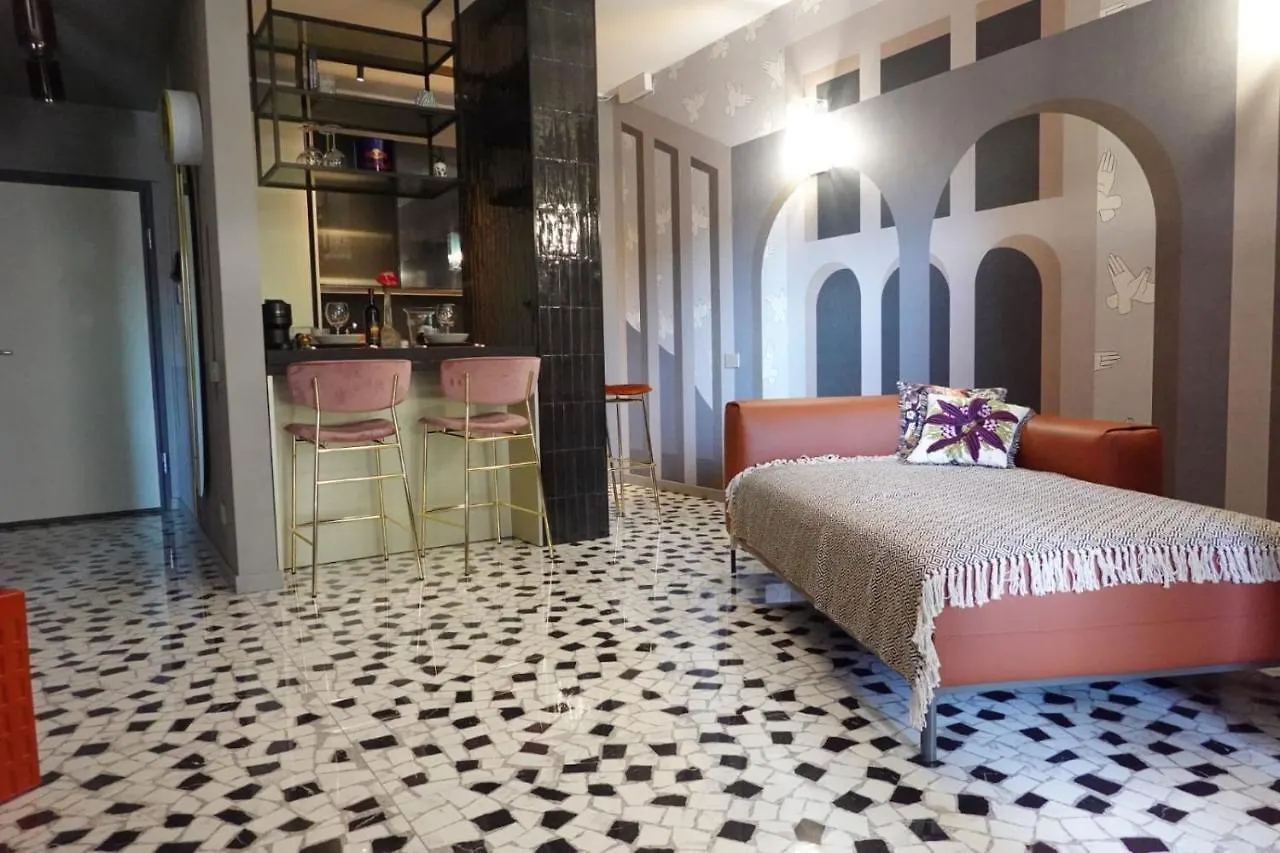 Trastevere Boutique Suite Rome With Gym And Steam Shower 0*,