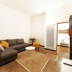  Appartamento Ravecca Corner Centro Citta' Italia
